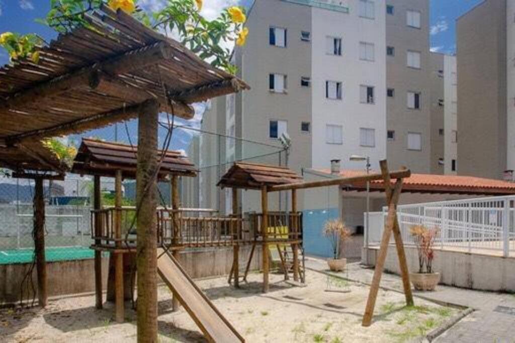 Apartamento Ubatuba - Ar Condicionado, Estacionamento, Elevador, Portaria 24H - Wifi Gratis! - Jardim Das Palmeiras Exterior foto